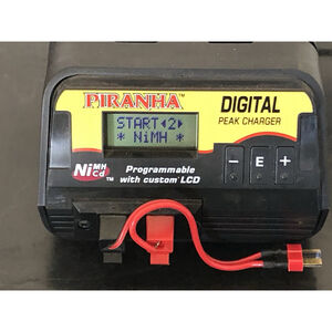 Duratrax Piranha Digital Peak Battery Charger -NiCd/NiMH Charging Programmable